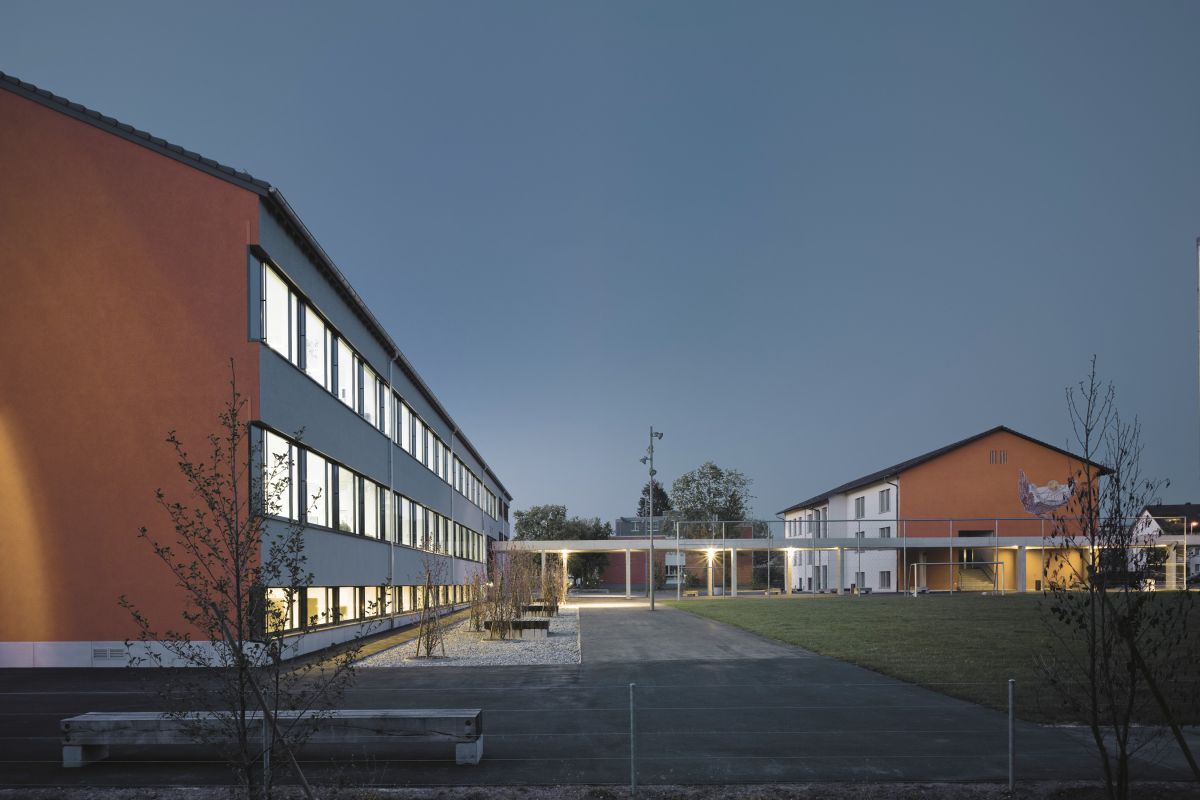 Oberstufenschulanlage Grüze, Dübendorf